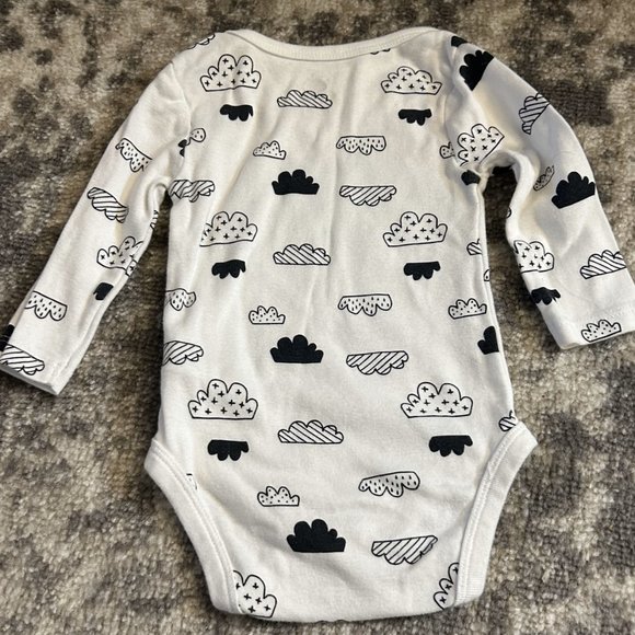 Gerber-Land of Wishes-Cloud Island Onesies 3-6 Months - Picture 10 of 10